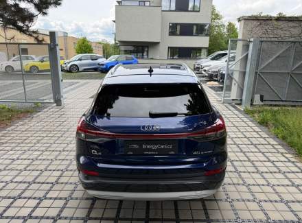 Audi - Q4 e-tron