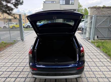 Audi - Q4 e-tron