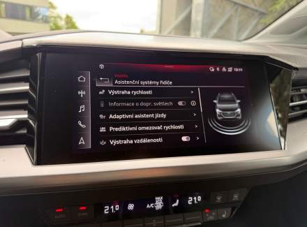 Audi - Q4 e-tron