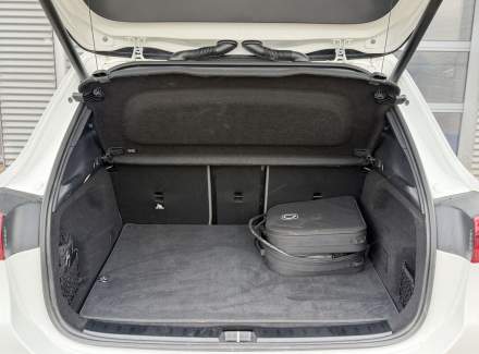 Mercedes-Benz - EQA