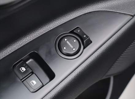 Kia - Stonic