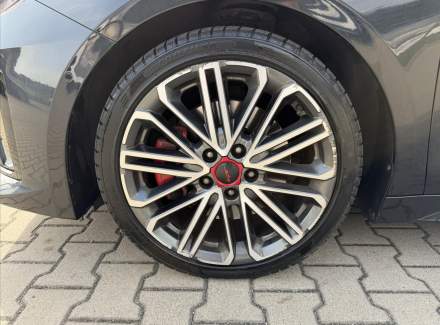 Kia - Pro Cee'd