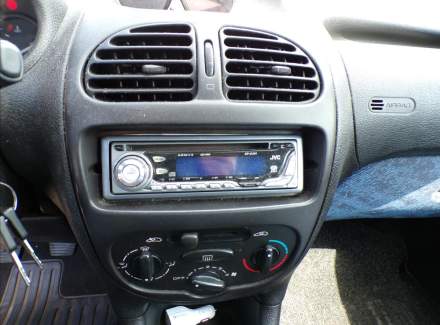 Peugeot - 206