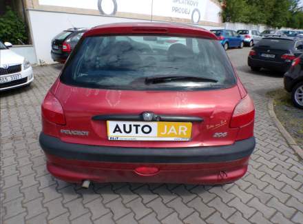 Peugeot - 206