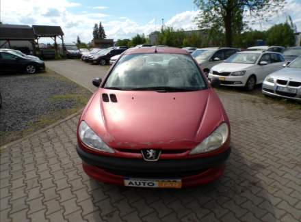 Peugeot - 206