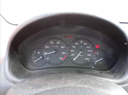 Peugeot - 206