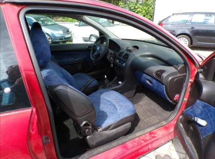Peugeot - 206