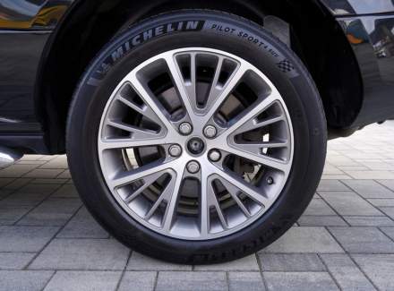 Land Rover - Range Rover