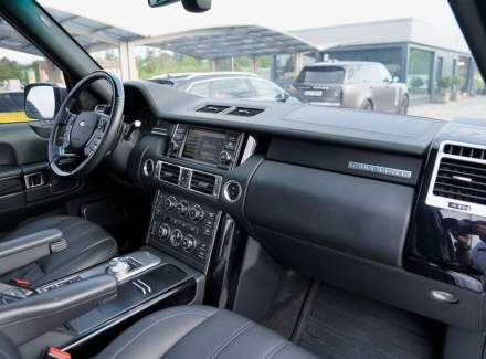 Land Rover - Range Rover