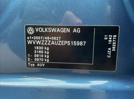 Volkswagen - Golf
