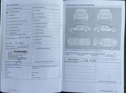 Volkswagen - Golf