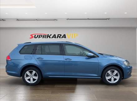 Volkswagen - Golf