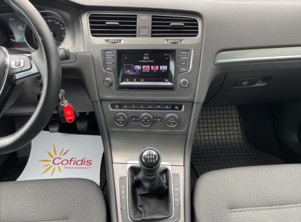 Volkswagen - Golf