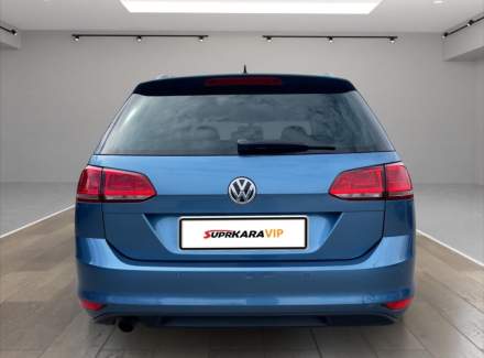 Volkswagen - Golf