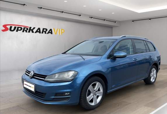 Volkswagen - Golf