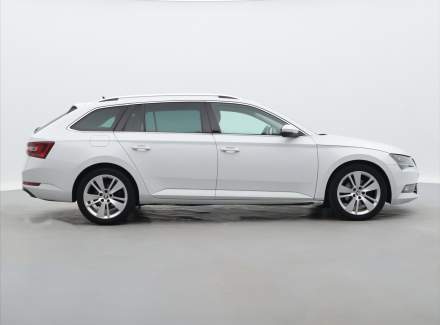 Škoda - Superb