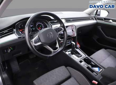Volkswagen - Passat