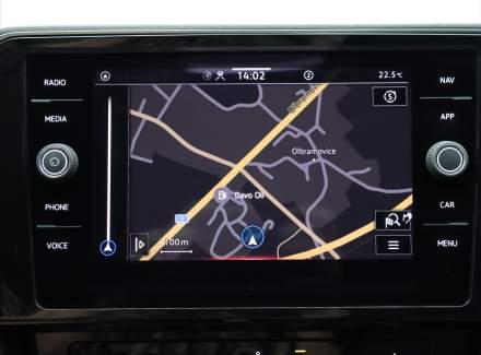 Volkswagen - Passat