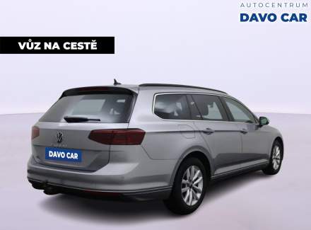 Volkswagen - Passat