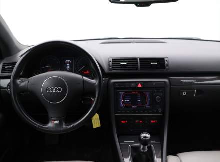 Audi - S4