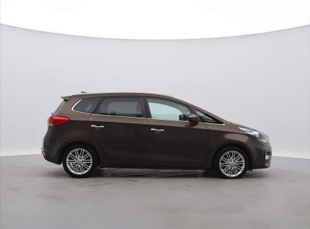 Kia - Carens