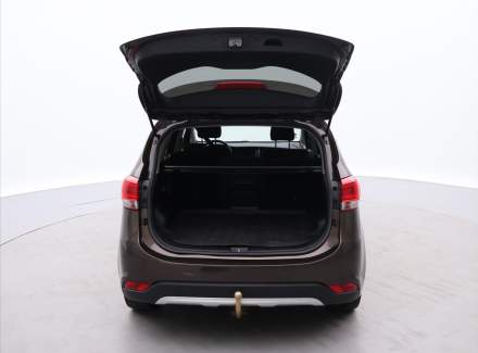 Kia - Carens