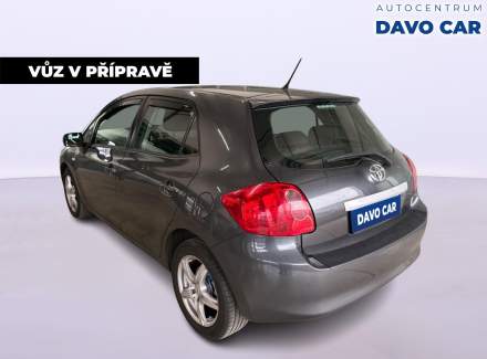 Toyota - Auris