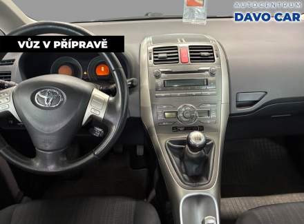 Toyota - Auris