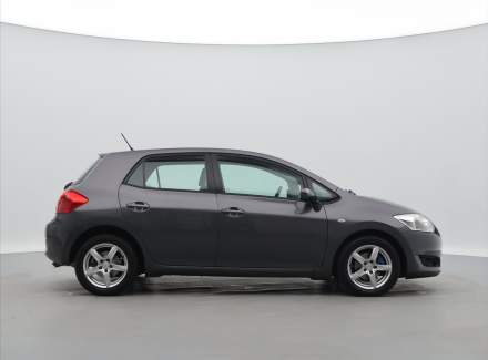 Toyota - Auris