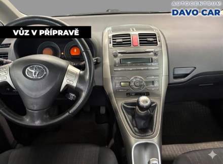 Toyota - Auris
