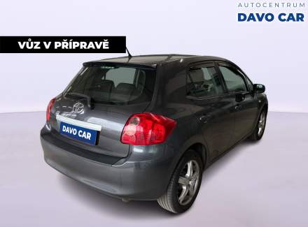 Toyota - Auris