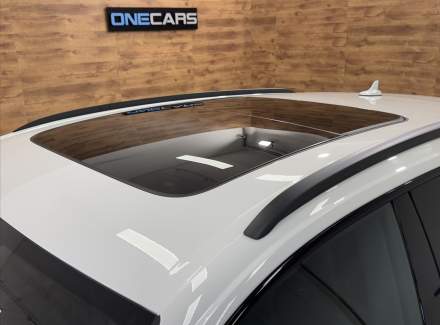 Audi - Q8