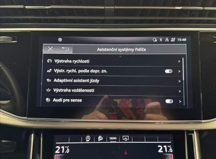 Audi - Q8