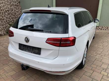 Volkswagen - Passat