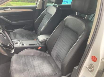 Volkswagen - Passat