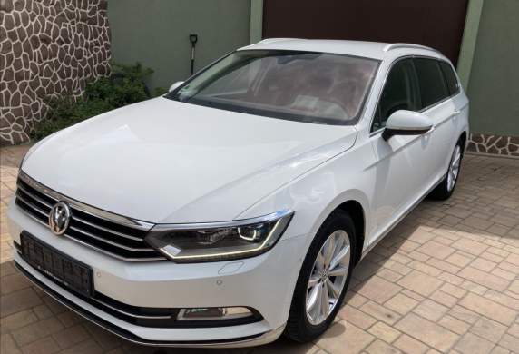Volkswagen - Passat
