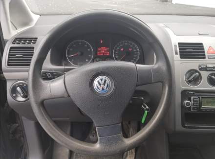 Volkswagen - Touran