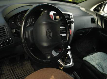 Hyundai - Tucson 2.0 16V CRDi (140 Hp)