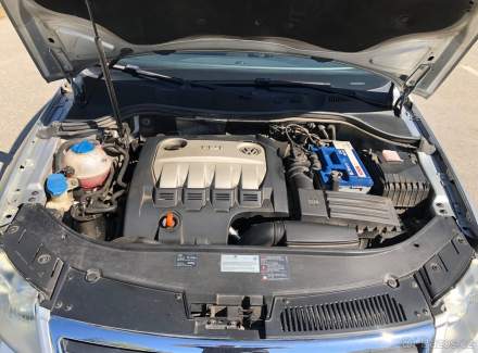 Volkswagen - Passat