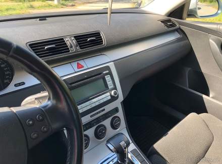 Volkswagen - Passat