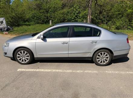Volkswagen - Passat