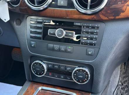 Mercedes-Benz - GLK