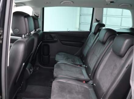 Volkswagen - Sharan