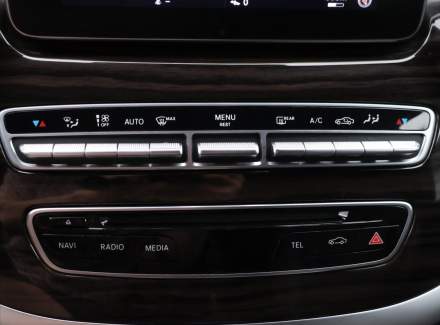 Mercedes-Benz - V-class