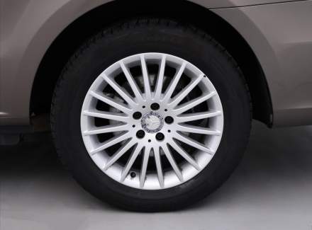 Mercedes-Benz - V-class