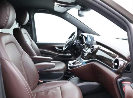 Mercedes-Benz - V-class