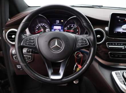 Mercedes-Benz - V-class