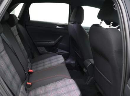 Volkswagen - Polo