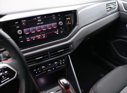 Volkswagen - Polo
