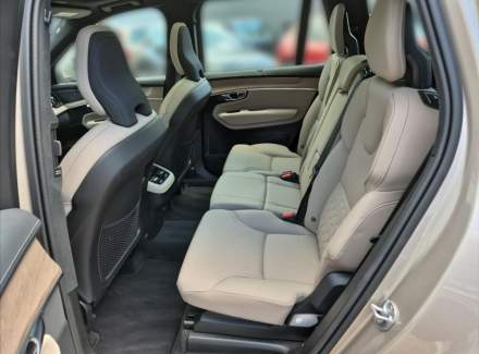 Volvo - XC90